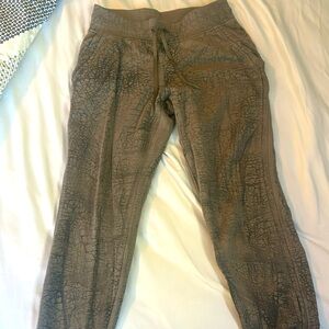 Lululemon warm down joggers